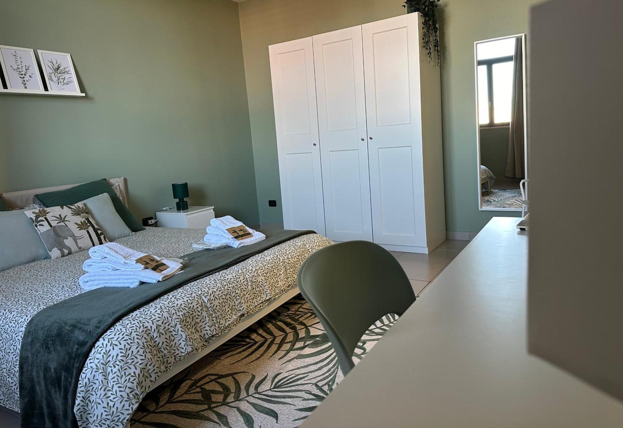 Botanical Suite Bari Exterior photo